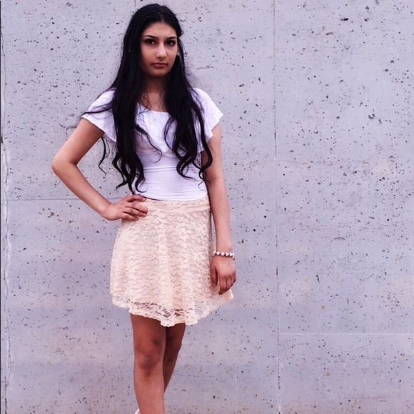 Meet your Posher, Erin Alexa - Picture 1 of 1